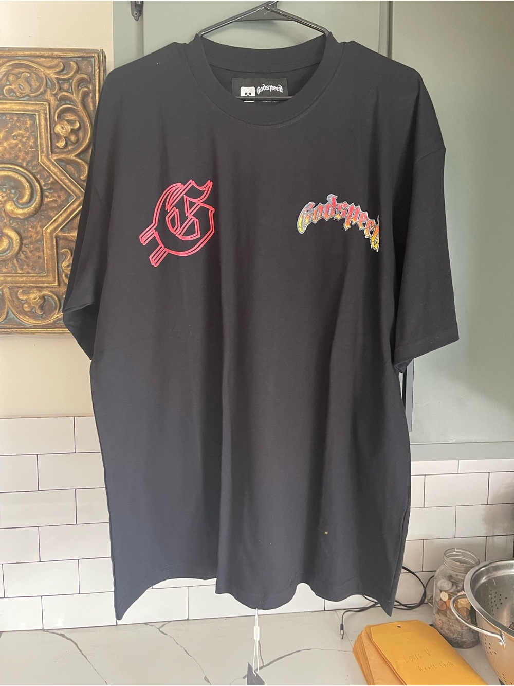 Men’s Graphic Design Tee Size XL.